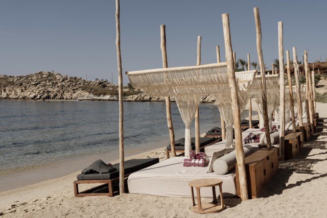 SantAnna | The Ultimate Beach Club | Redefine your Mykonos Experience